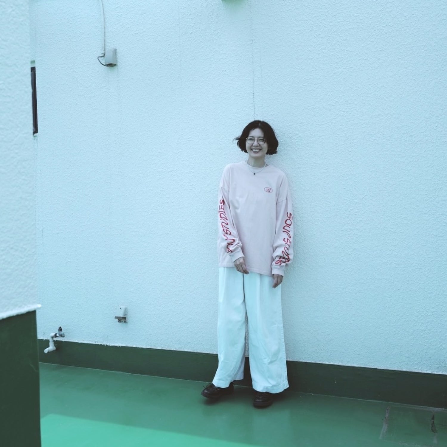 Tシャツ Mサイズセット（バックナンバー『whole vol.5』付き）　
