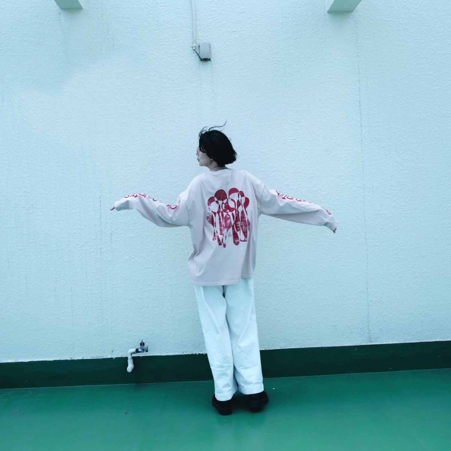 Tシャツ Mサイズセット（バックナンバー『whole vol.5』付き）　
